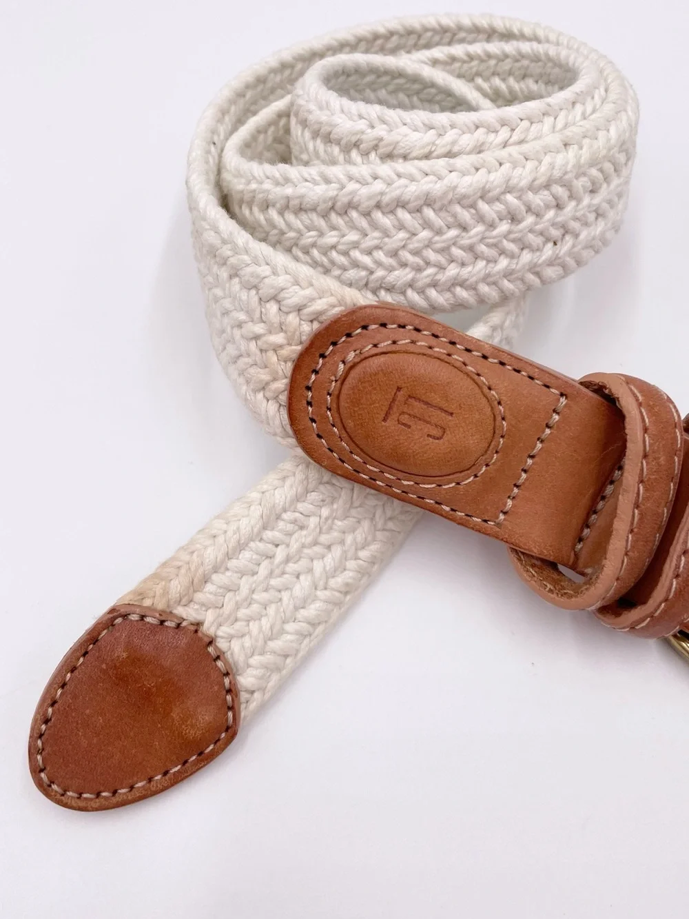 Vintage 90s Liz Claiborne White Woven Braided Belt 30.5